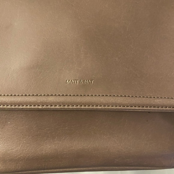 Matt & Nat Crossbody Shoulder Bag - Vegan Leather - Picture 3 of 8
